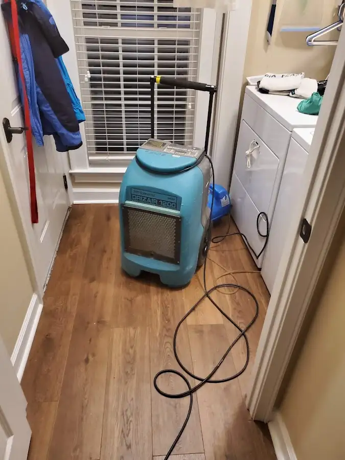 Commercial dehumidifier deployed for Flood Damage Cleanup in Thermalito